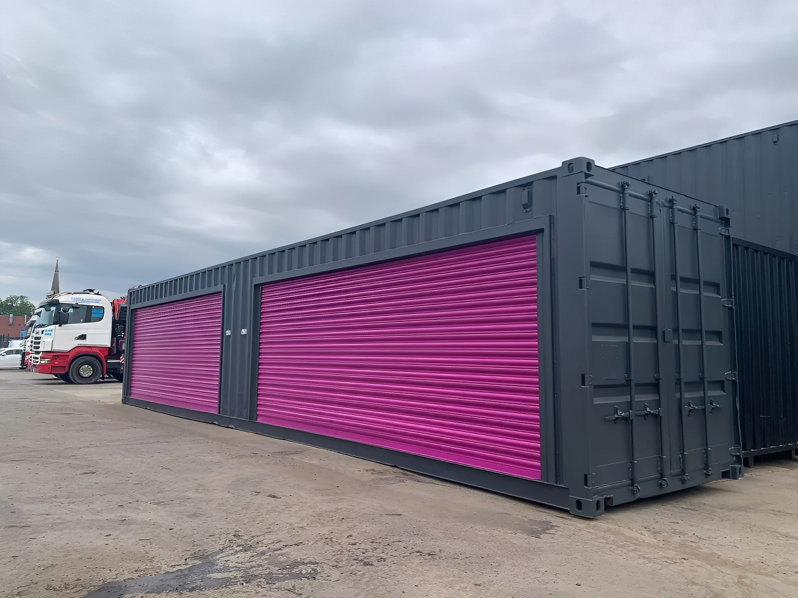 40Ft x 8Ft Shipping Container With Double Roll-Up Doors image 0