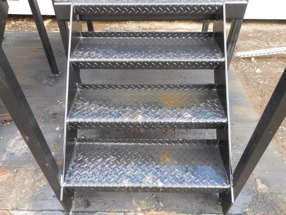 10ft Effluent Tank – 500 Gallon Plus 2 no Container Steps / Stairs / Staircase – image 2