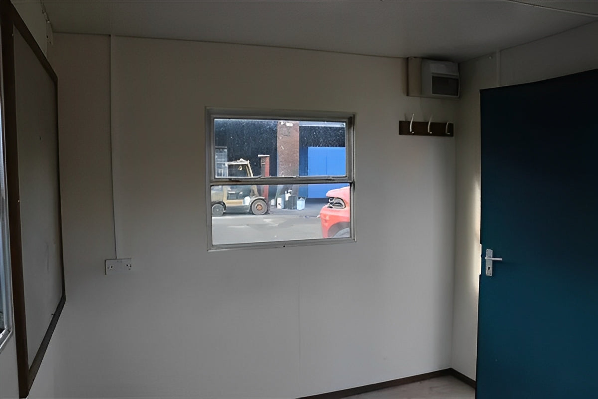 12Ft x 8Ft Steel Anti-Vandal Canteen Cabin image 4