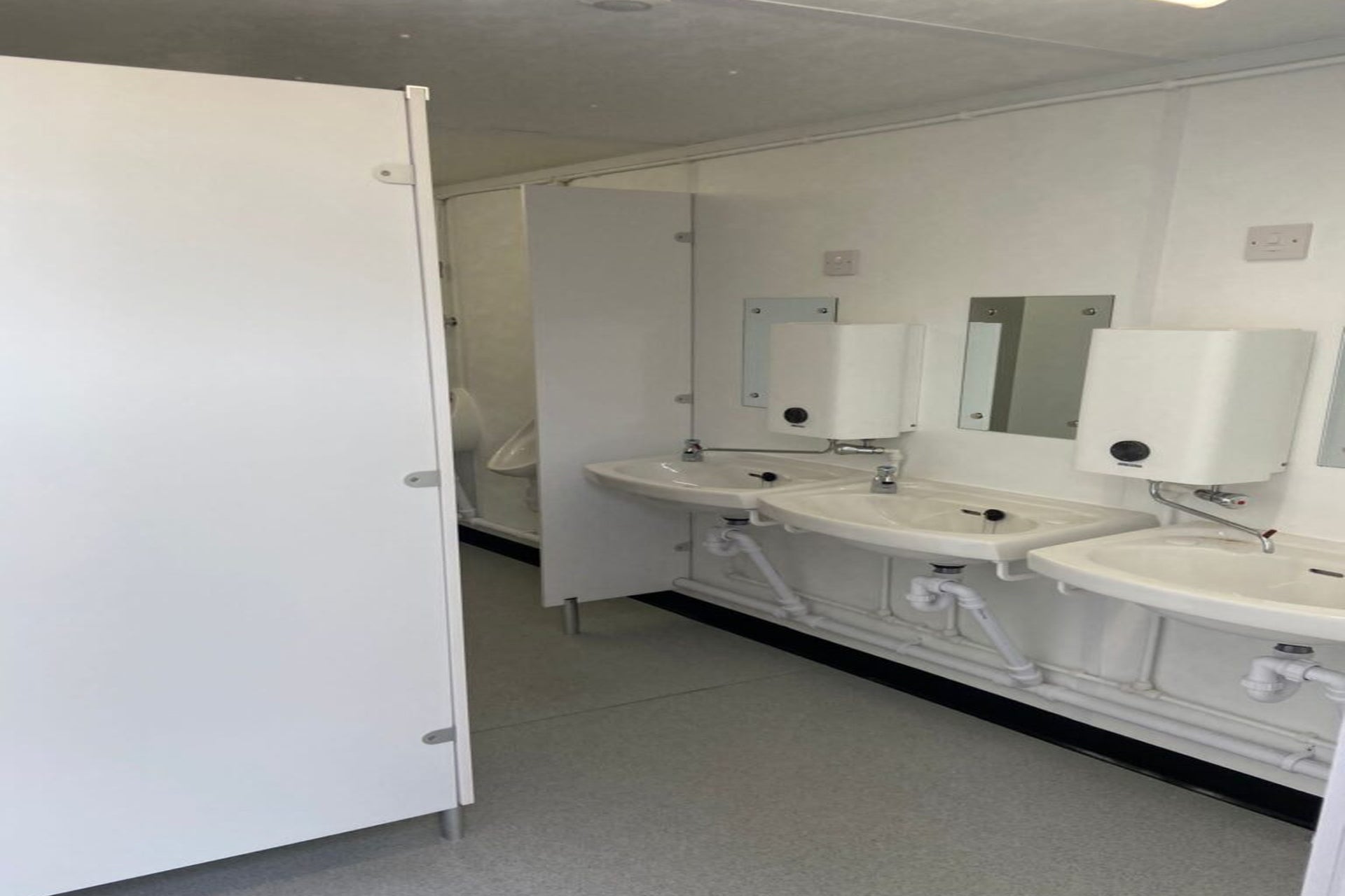3+1 Steel Toilet Cabin 16Ft x 9Ft