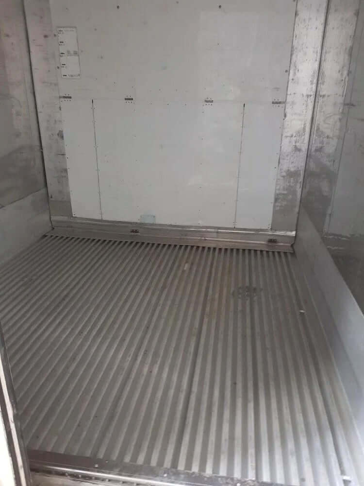 10ft x 8ft 10′ Reefer Container, Used