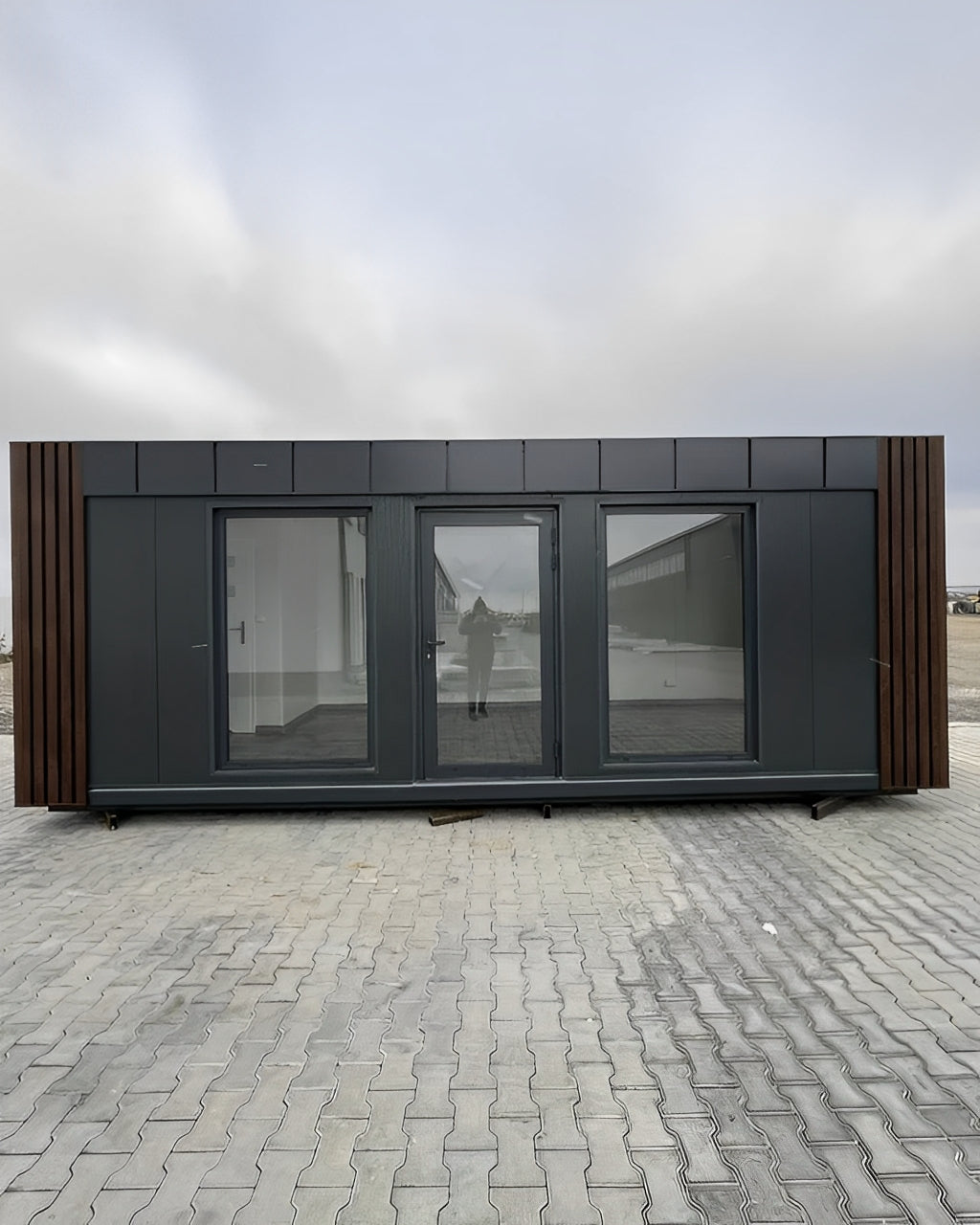 10m x 4m Prefabricated Container Office image 6