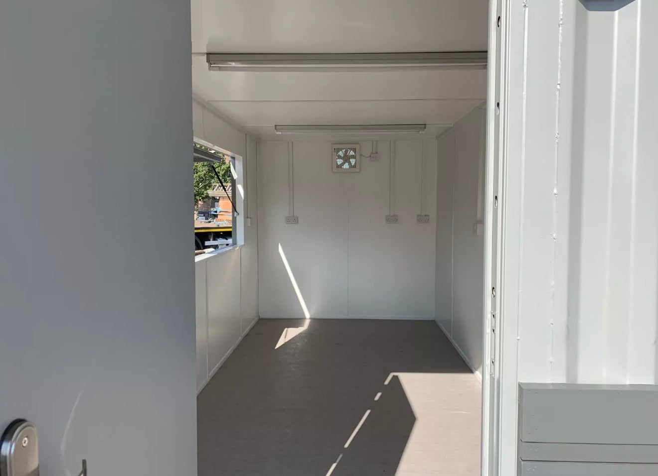 16ft x 8ft shipping container - street food/coffee shop/food