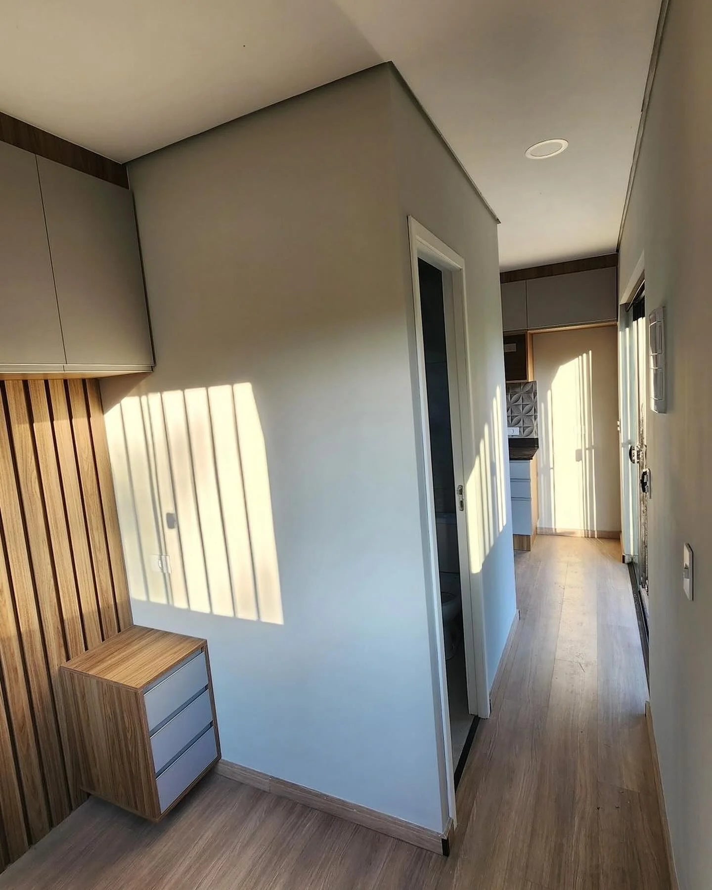 Custom 20ft Shipping Container Home With Water Tank image 2