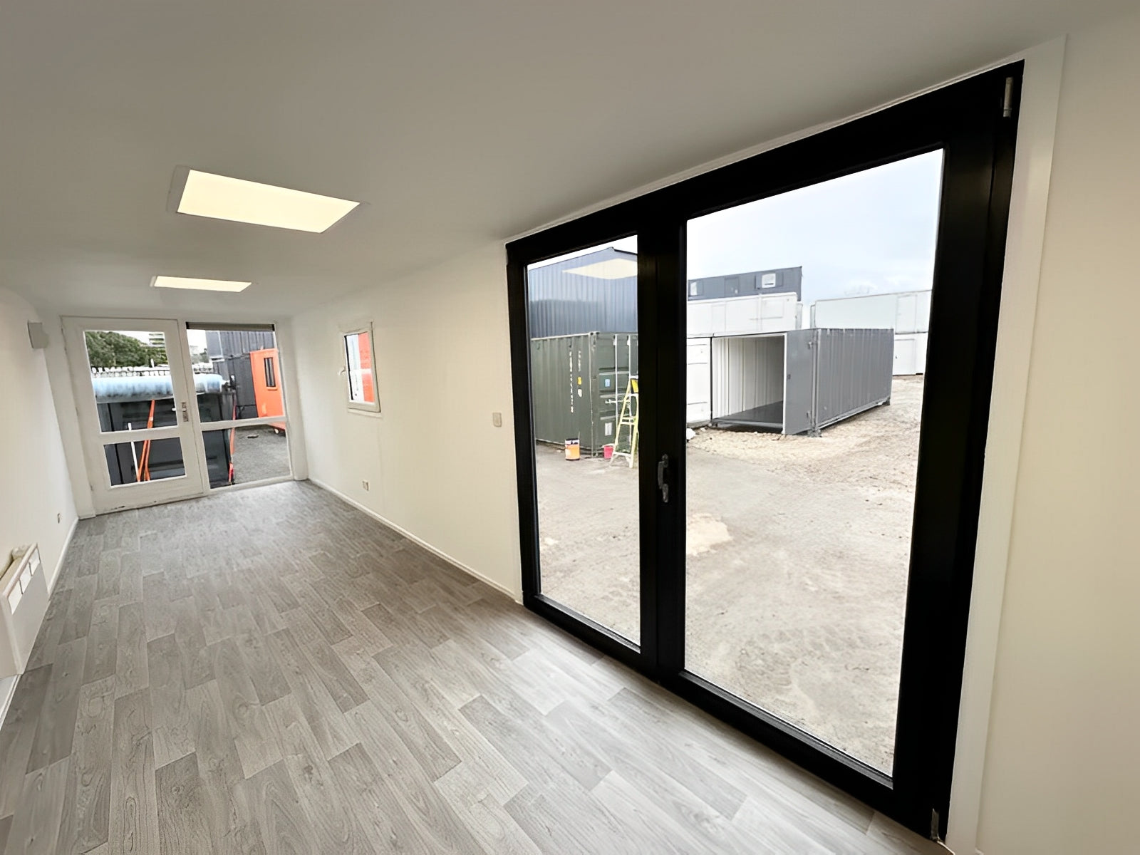 Converted 40ft Shipping Container | Open Plan Office | Portable Container Building image 9