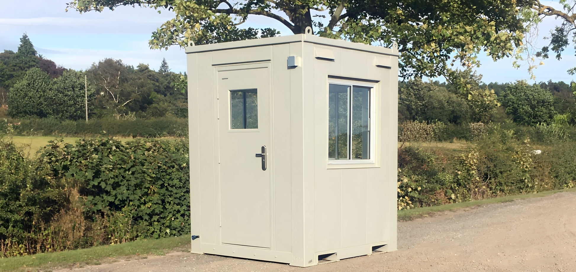 6Ft x 6Ft Single Guard Hut image 0