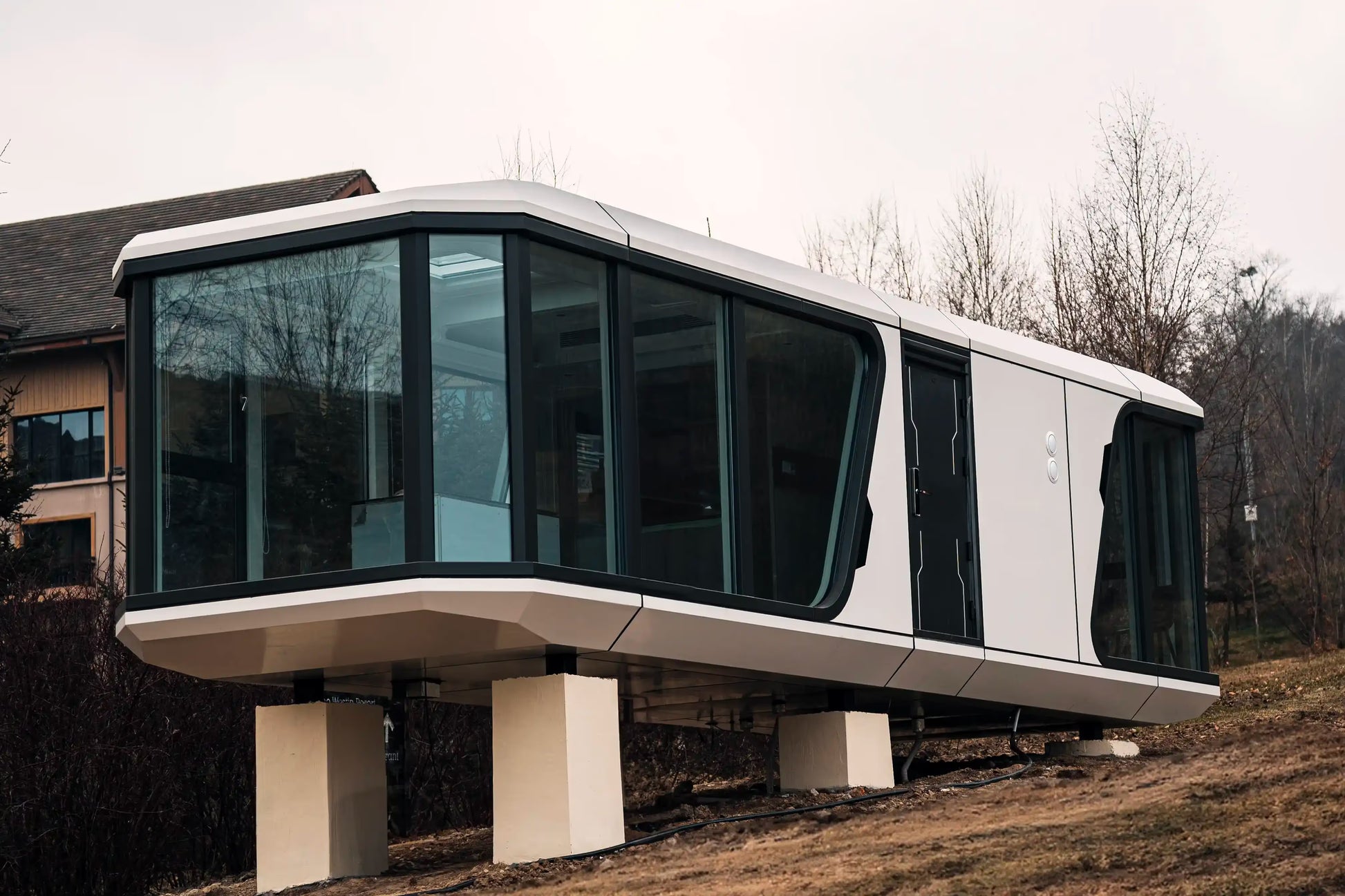 40ft prefabricated capsule home for sale
