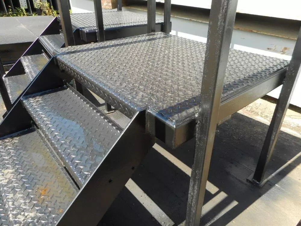 10ft Effluent Tank – 500 Gallon Plus 2 no Container Steps / Stairs / Staircase – image 3