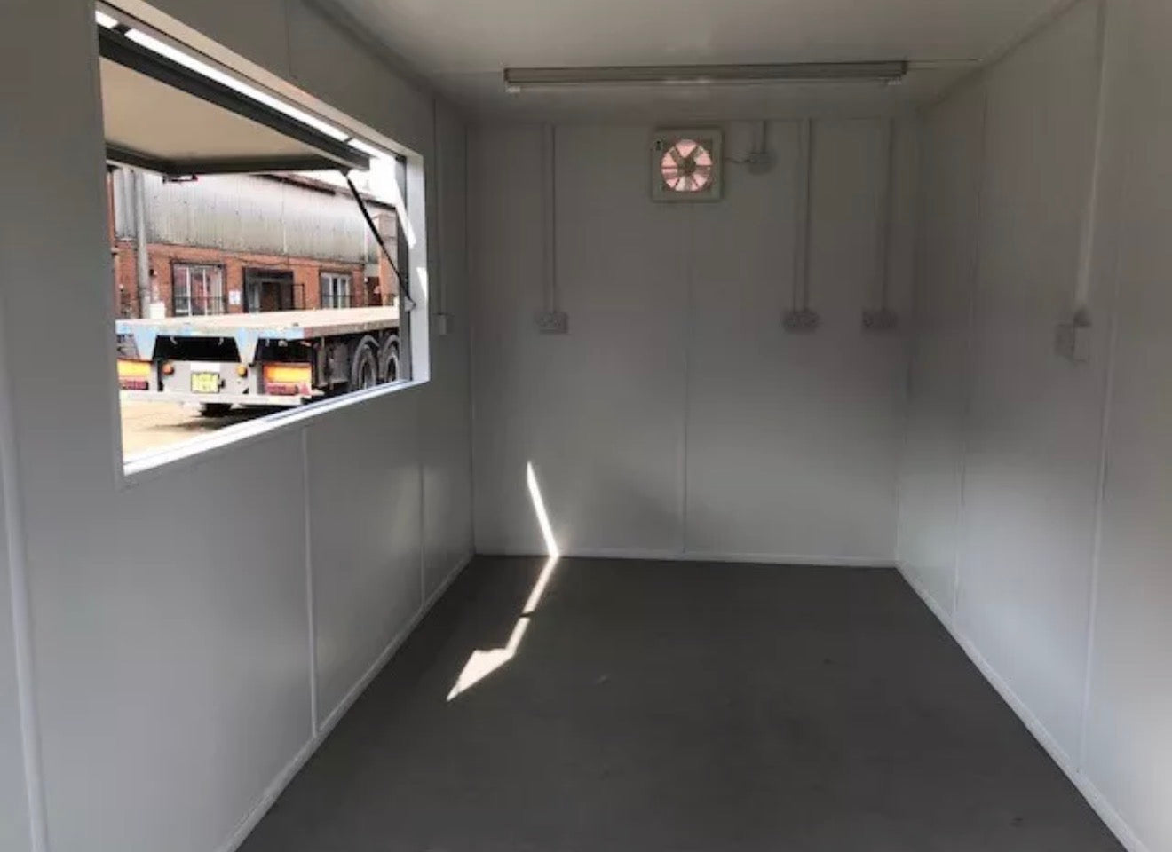 16ft x 8ft shipping container - street food/coffee shop/food