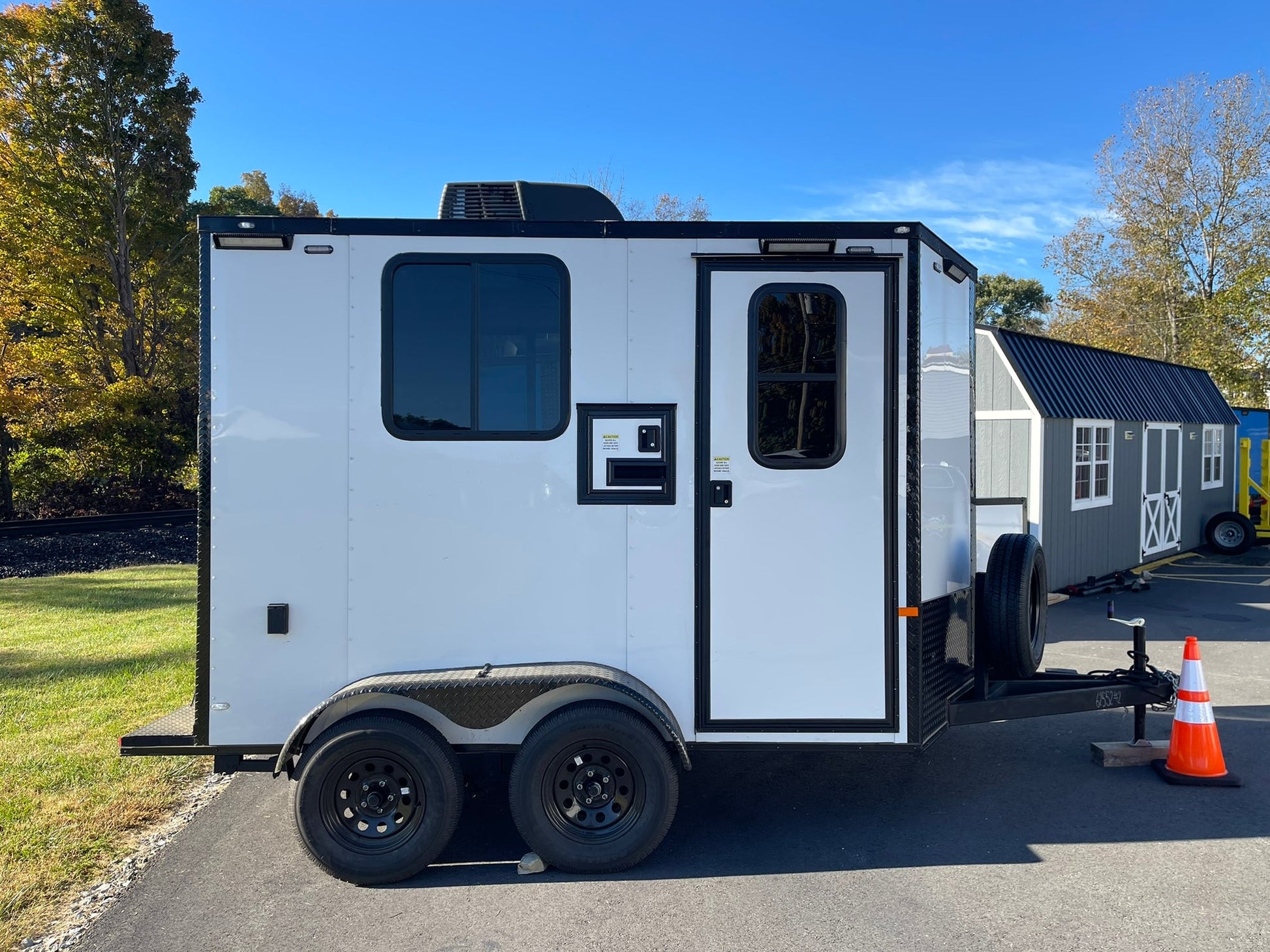 6x10 fiber splicing trailer with climate control and LED lights”
