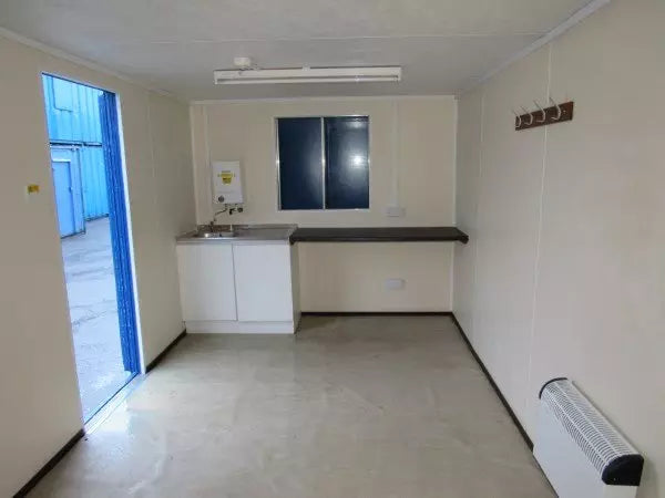 20Ft x 7Ft 6in Mobile Canteen Cabin image 0