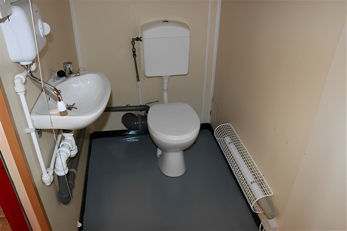 16ft x 9ft Site Office With Toilet image 2