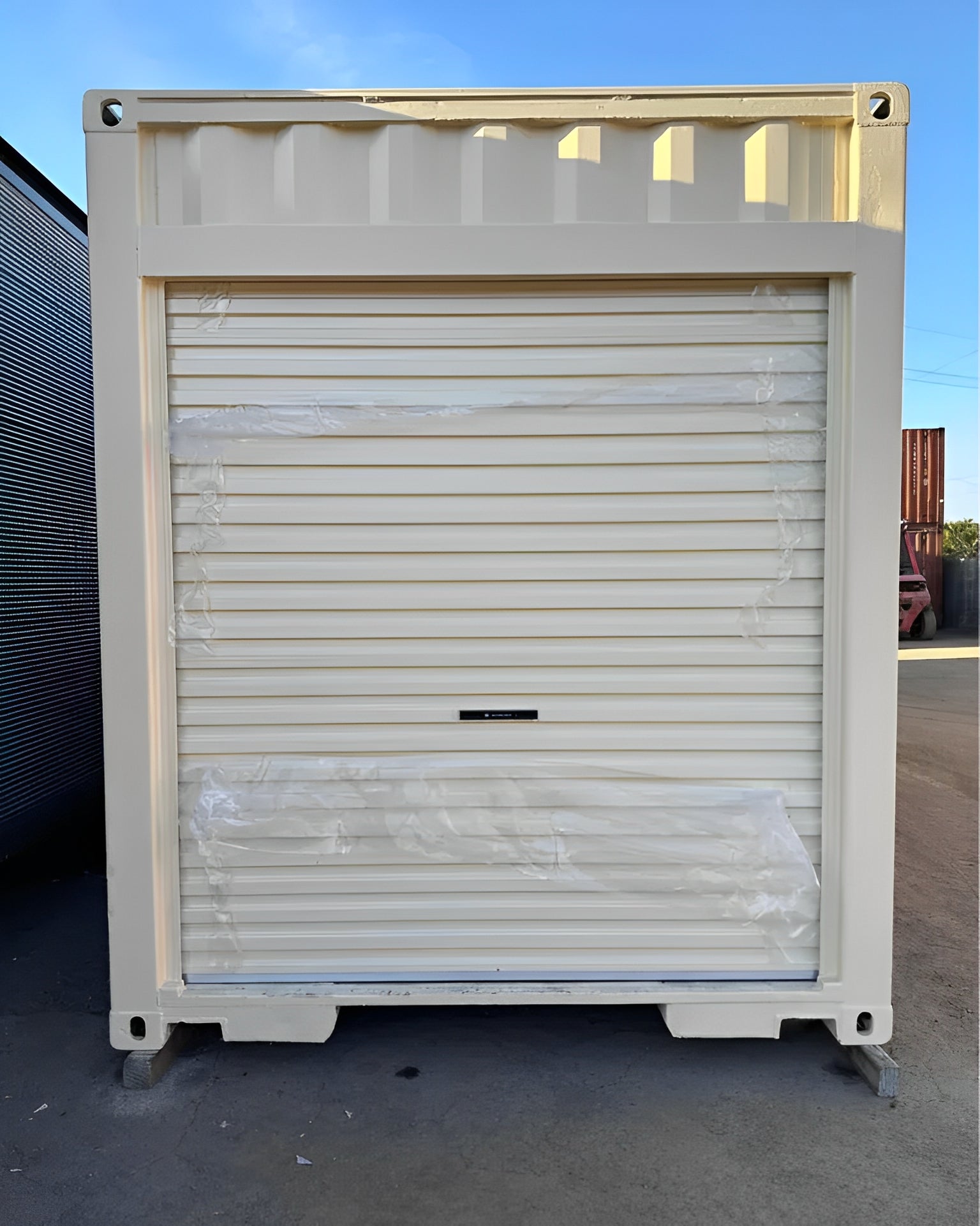 40ft X 8ft Shipping Container With Roll-Up Door image 3