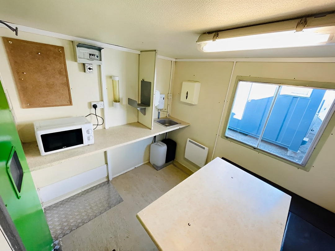 12 x 7.5ft Towable Mobile Welfare Unit With Diesel Generator image 4