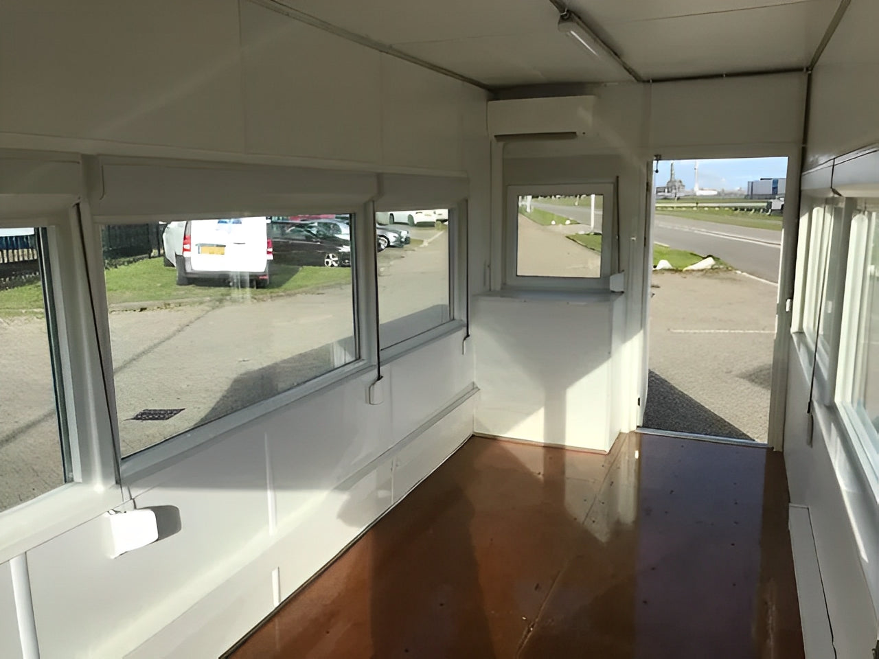20ft High Cube Fixed Glazing Observation Container image 2