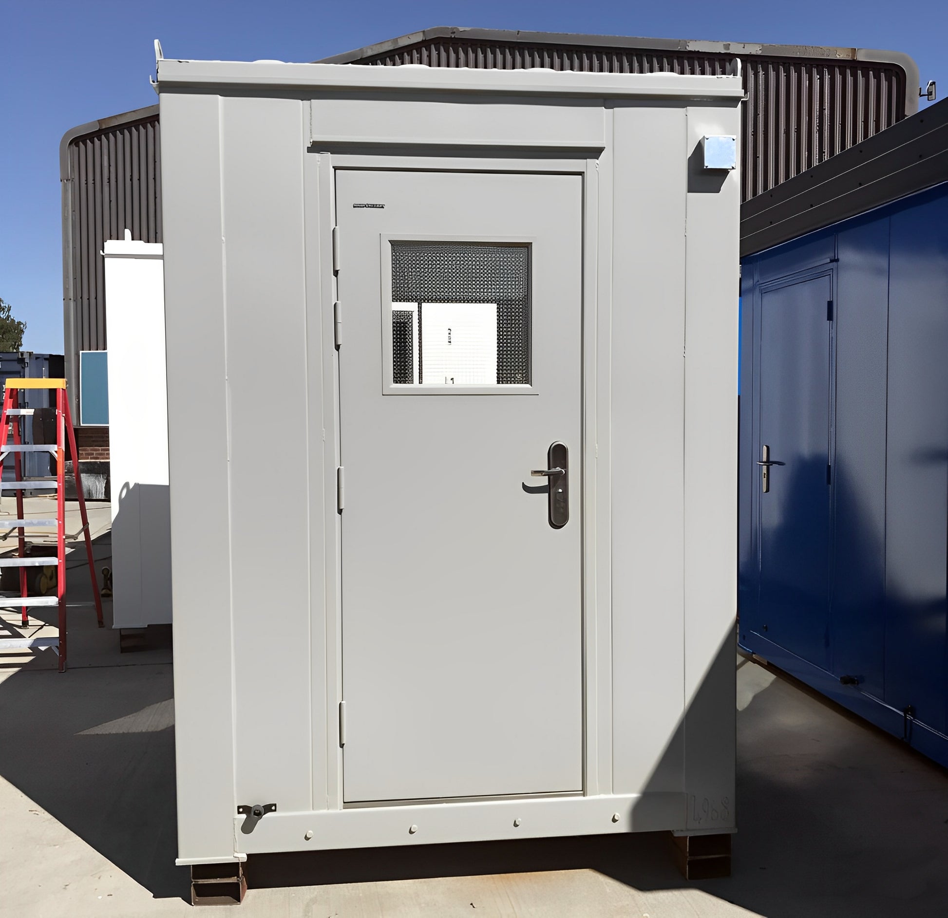 6Ft x 6Ft Single Guard Hut image 3