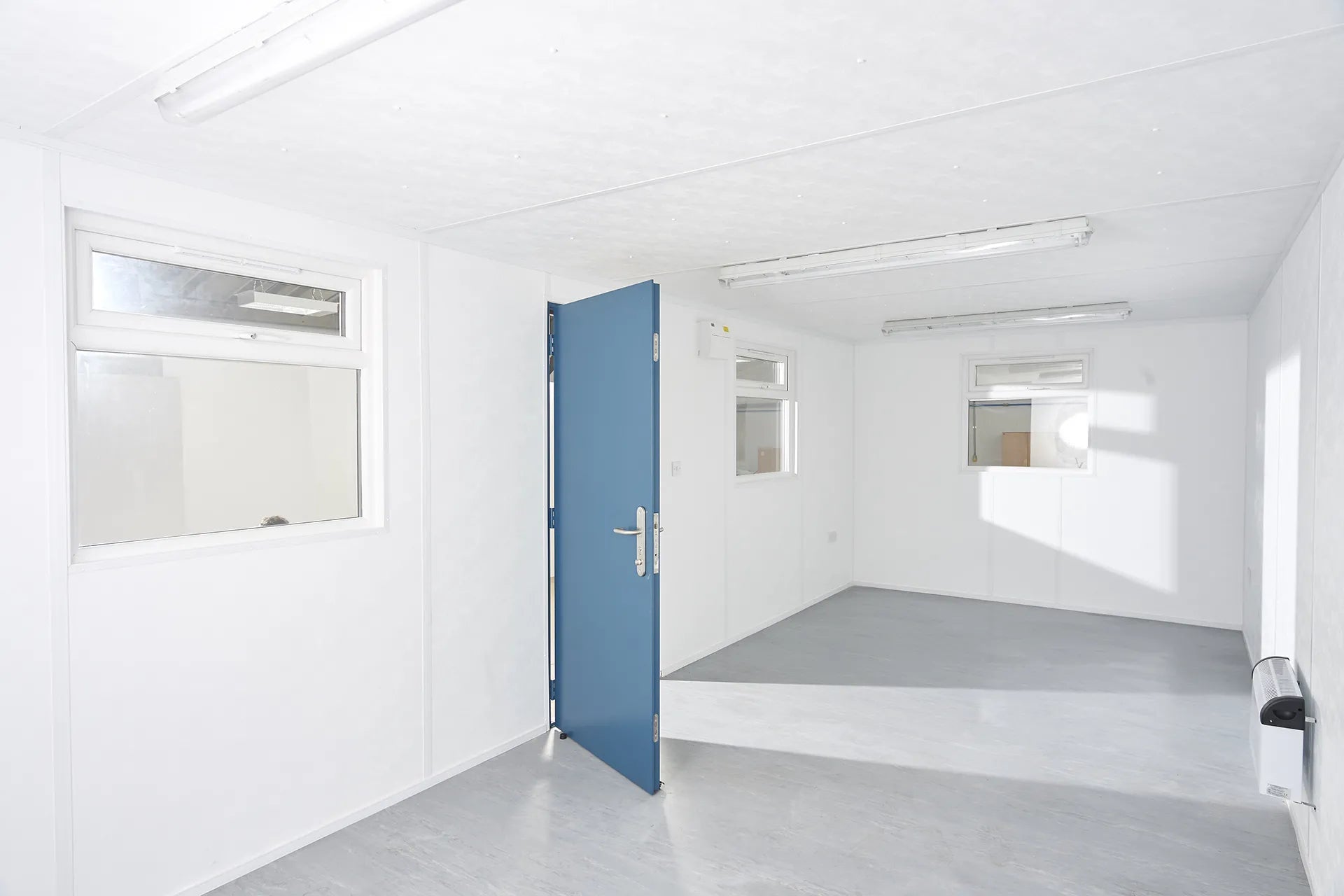 40Ft x 10Ft Jackleg Office Cabin image 1