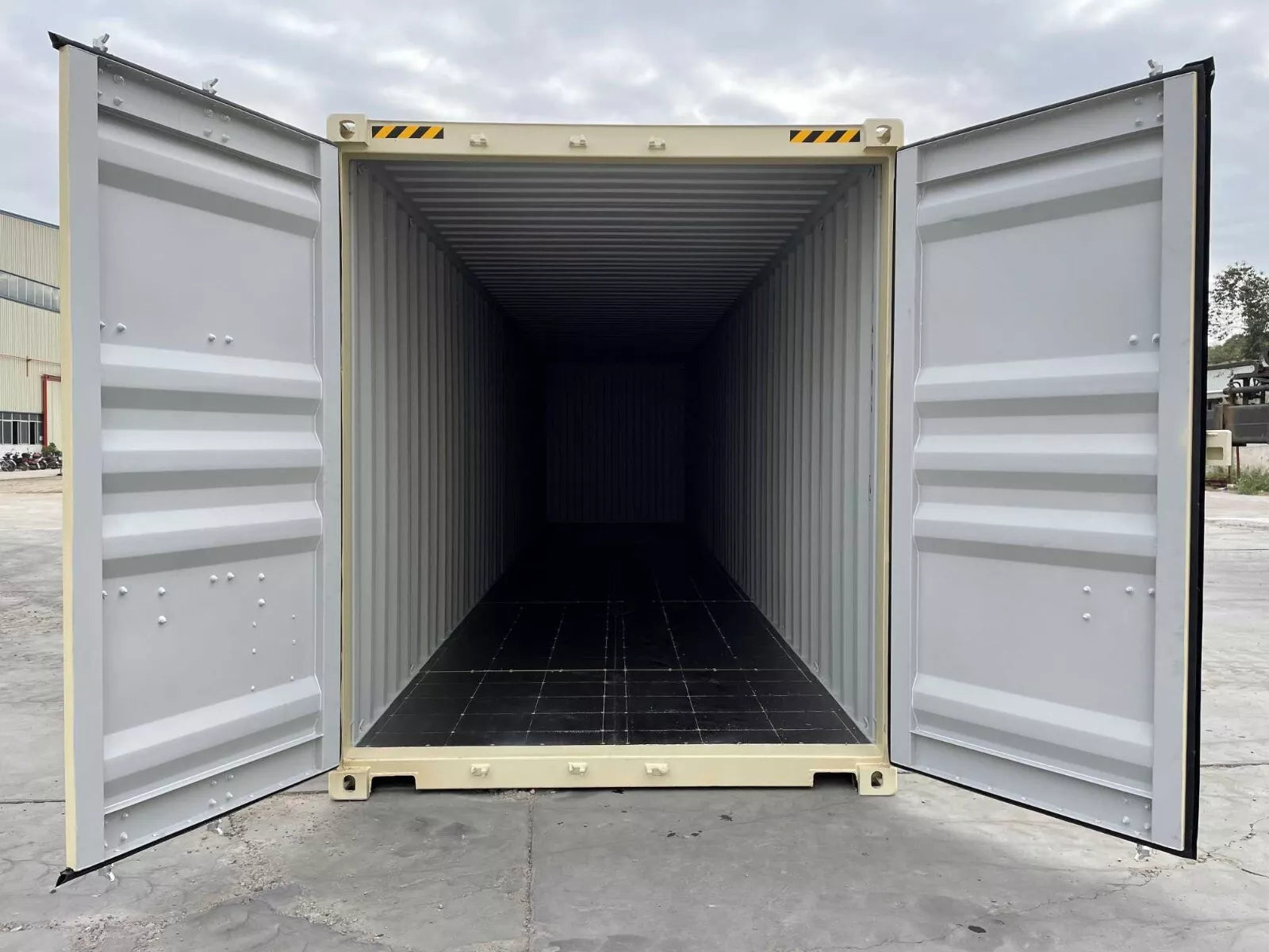 New / One-Trip 40ft High Cube Shipping Containers Leeds  image 1