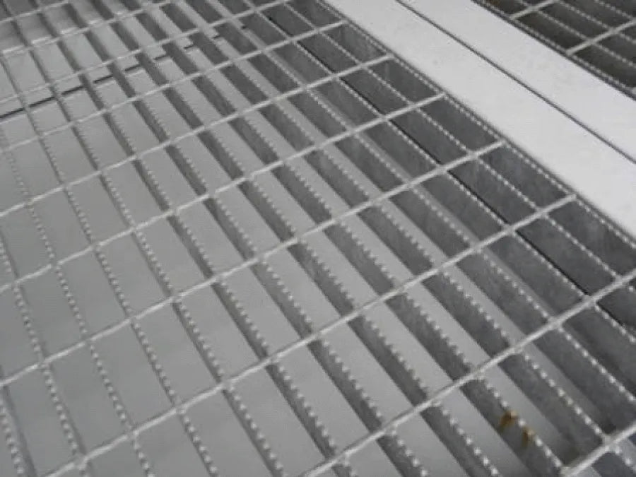 20Ft X 8Ft Open Mesh Floor Bunded Store image 0