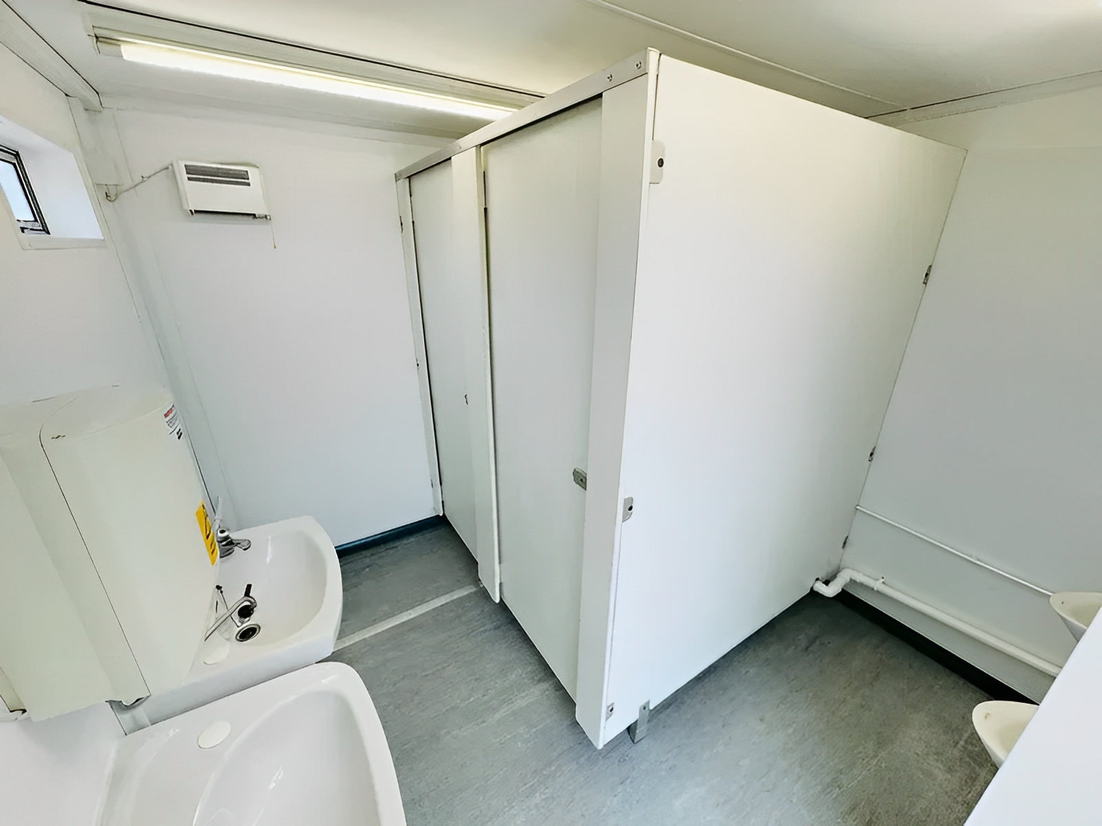 12 x 9ft Anti Vandal 2 + 1 Toilet Block image 2