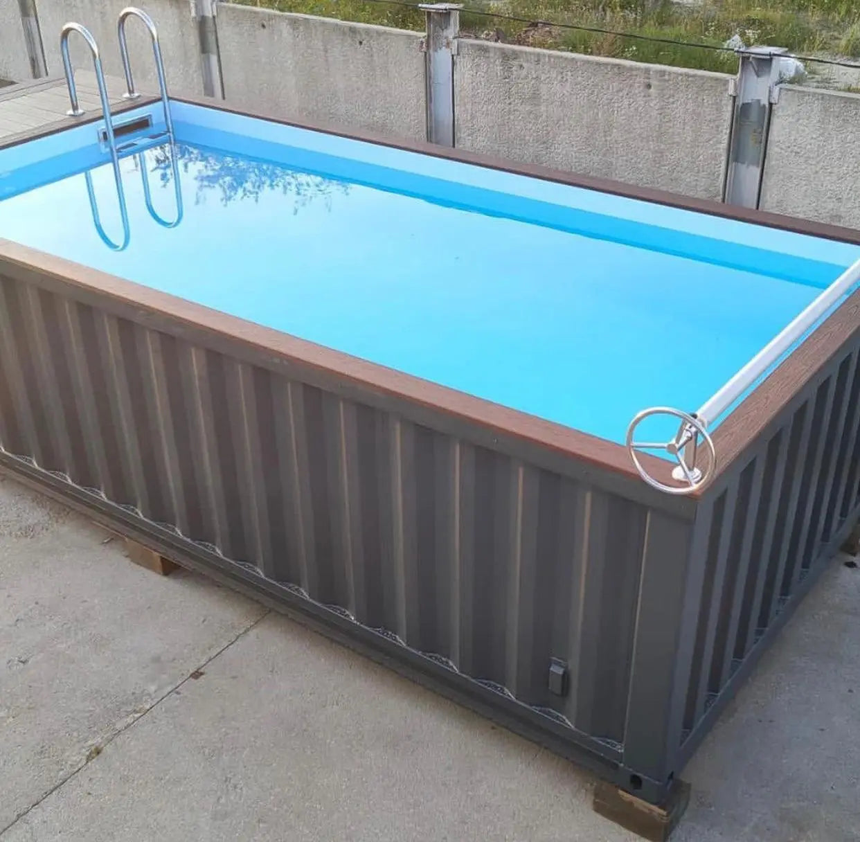 20Ft Container Swimming Pools image 2